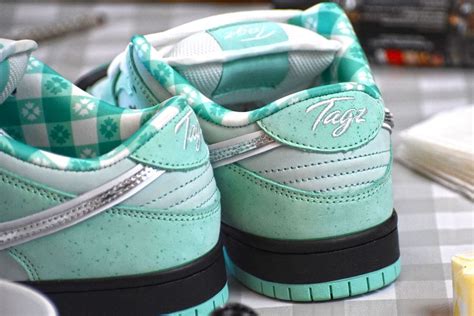 fake tiffany nike sb|nike dunk sb diamond.